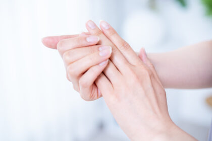 手首・指の痛みの治し方・セルフケア